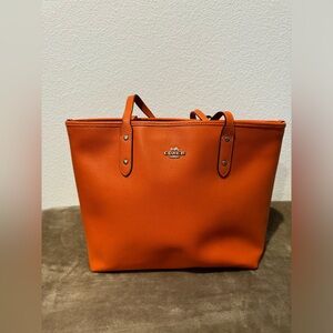 Coach Tote